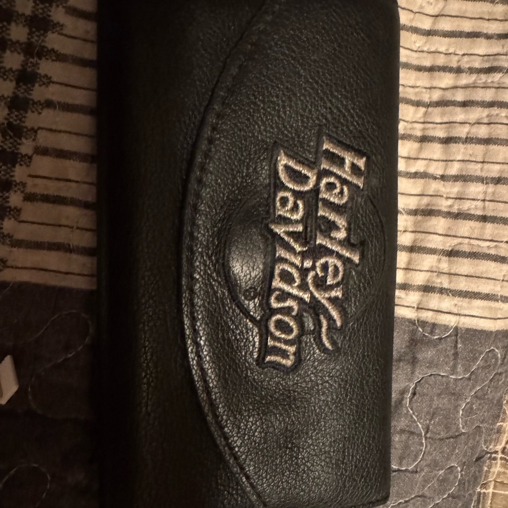 5/$20.00 item Harley-Davidson Black Leather Wallet - Picture 3 of 13